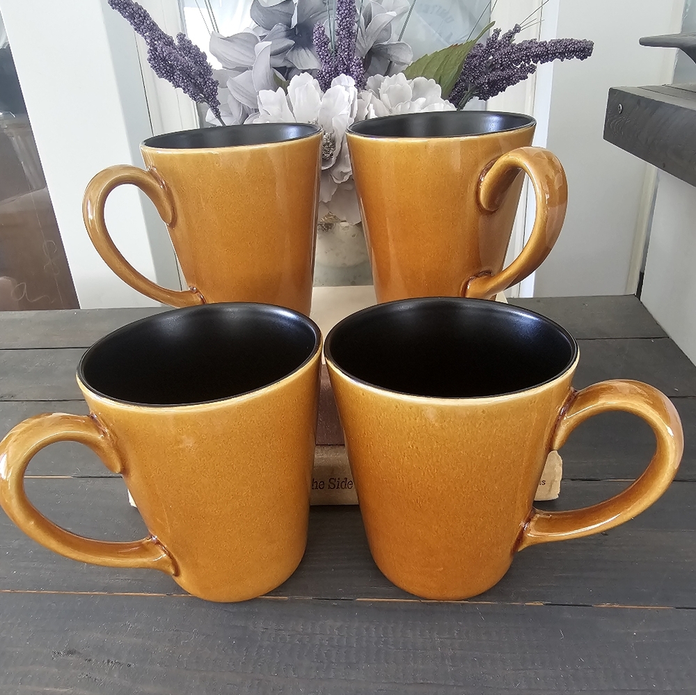 Set of 4 Sakura Mandalay Port of Call coffee cups